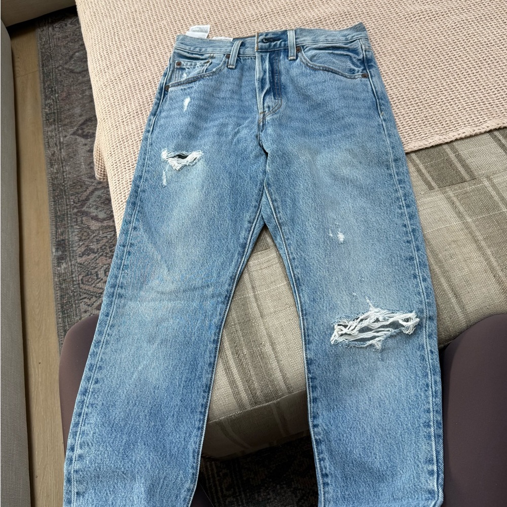 Levi's Men's Light Blue Distressed Jeans